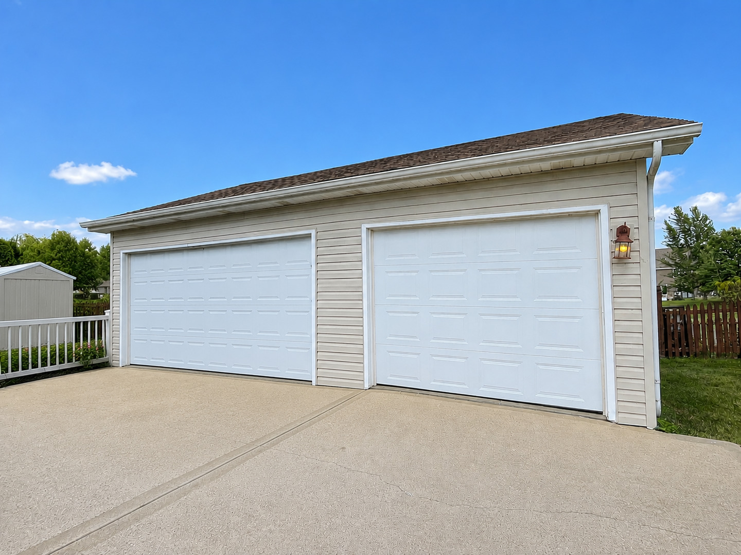 3rd image of 1414 Howland Dr, Joliet, IL 60431 | MLS# 12715476