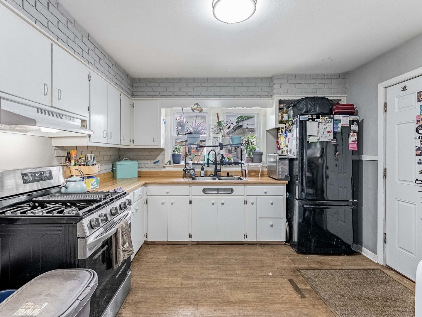 image of 405 N Iowa Ave, Villa Park, IL 60181 | MLS# 12715477