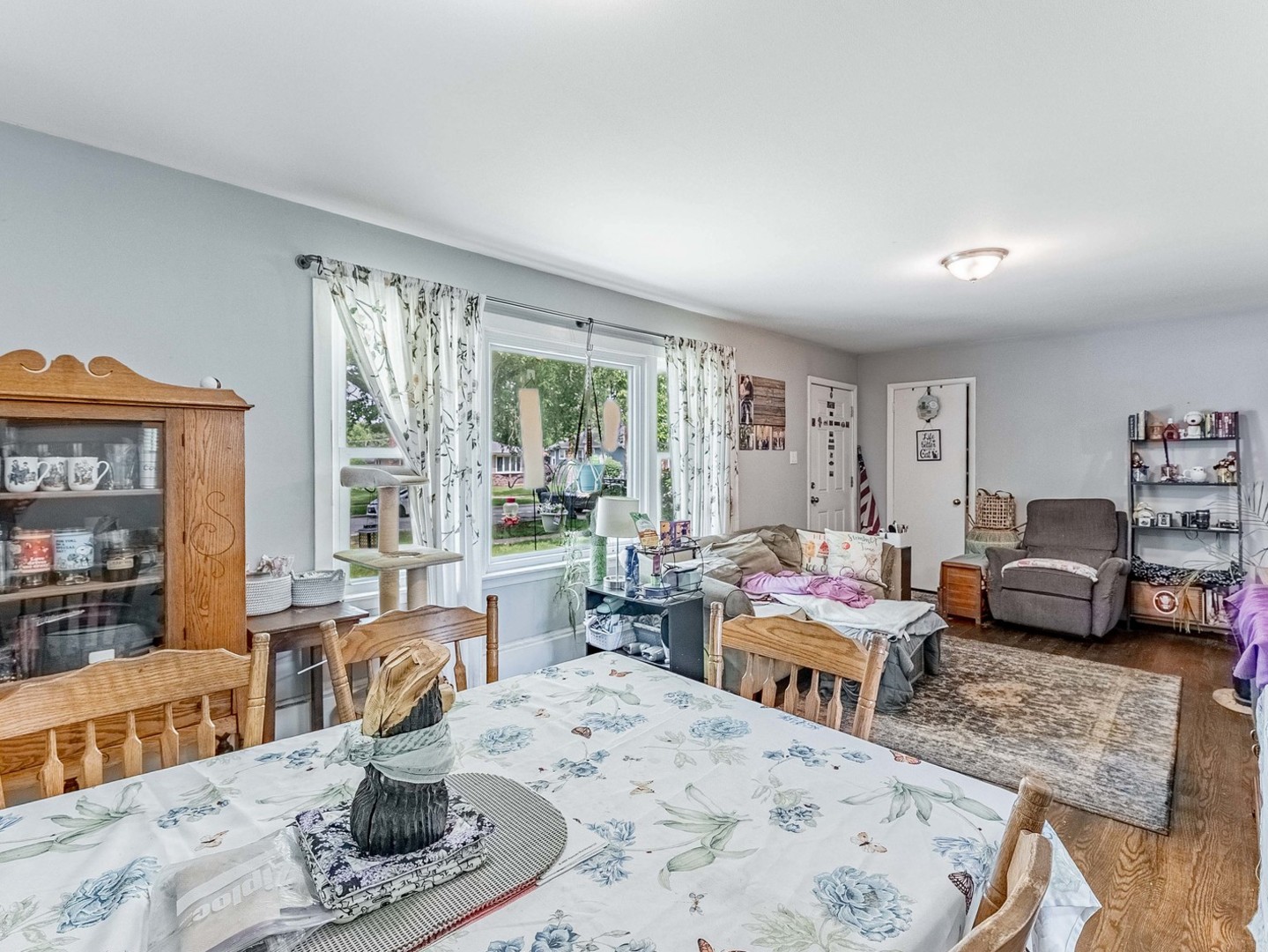 image of 405 N Iowa Ave, Villa Park, IL 60181 | MLS# 12715477