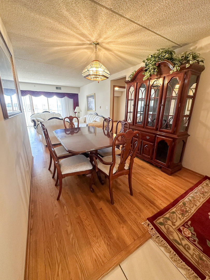 Homes for sale in Harwood Heights, IL | 4700 N Harlem Ave #306, Harwood Heights, IL 60706 | MLS# 12715483