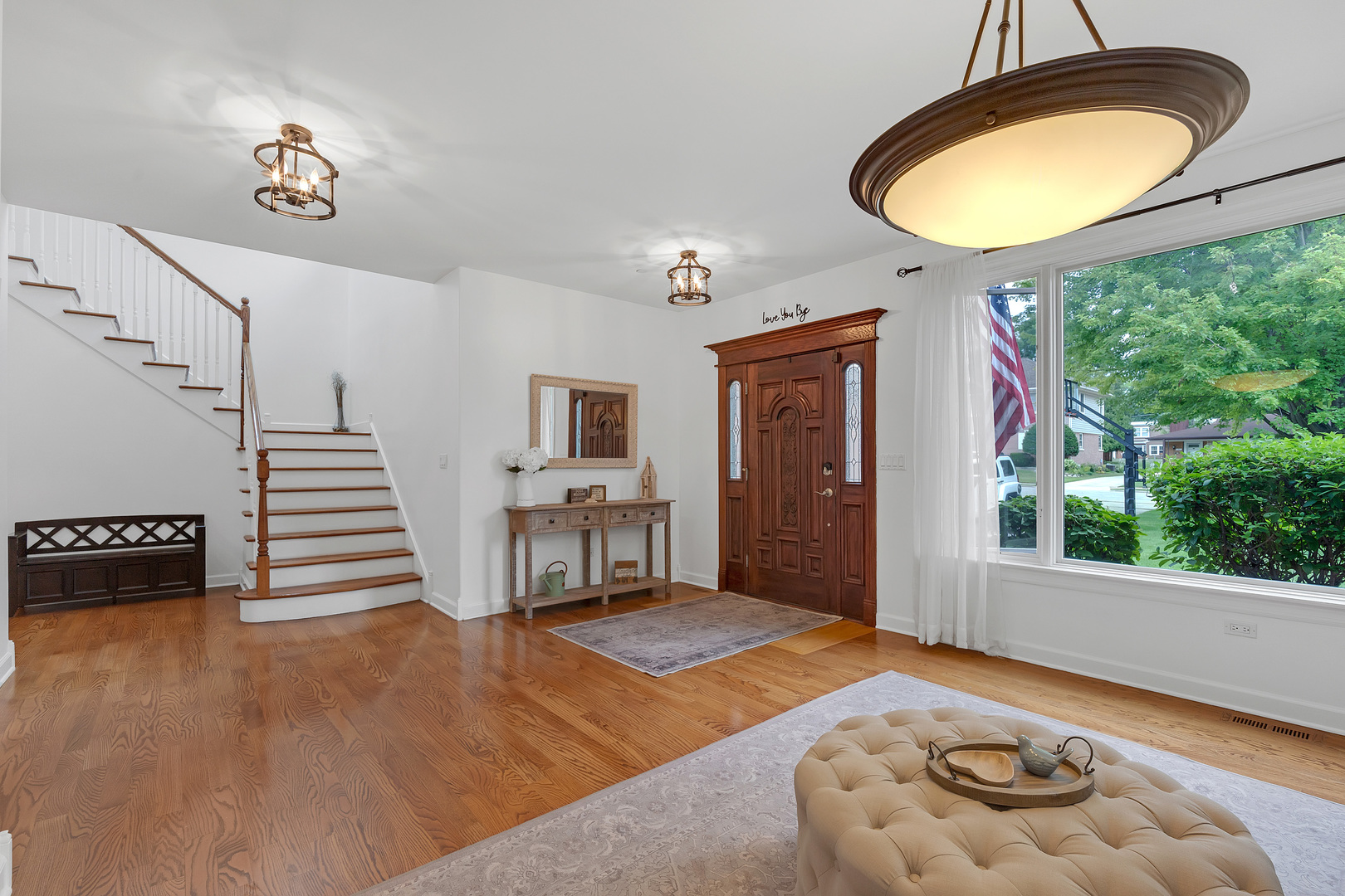 3rd image of 106 N Kenilworth Ave, Mount Prospect, IL 60056 | MLS# 12715561
