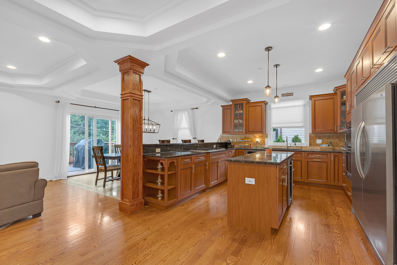 5th image of 106 N Kenilworth Ave, Mount Prospect, IL 60056 | MLS# 12715561