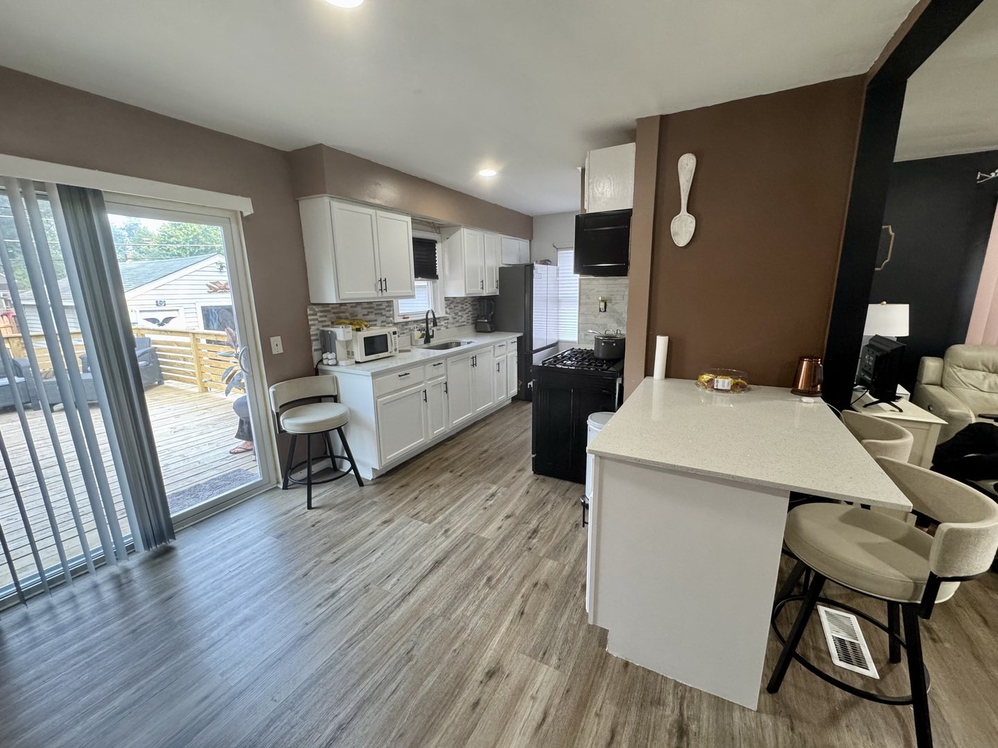 4th image of 18269 Burnham Ave, Lansing, IL 60438 | MLS# 12715586