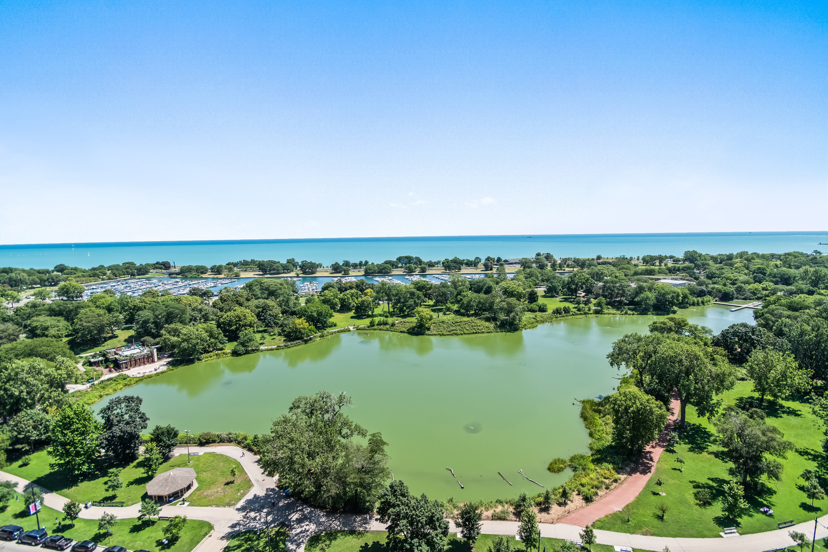 2nd image of 2500 N Lakeview Ave #2105, Chicago, IL 60614 | MLS# 12715621