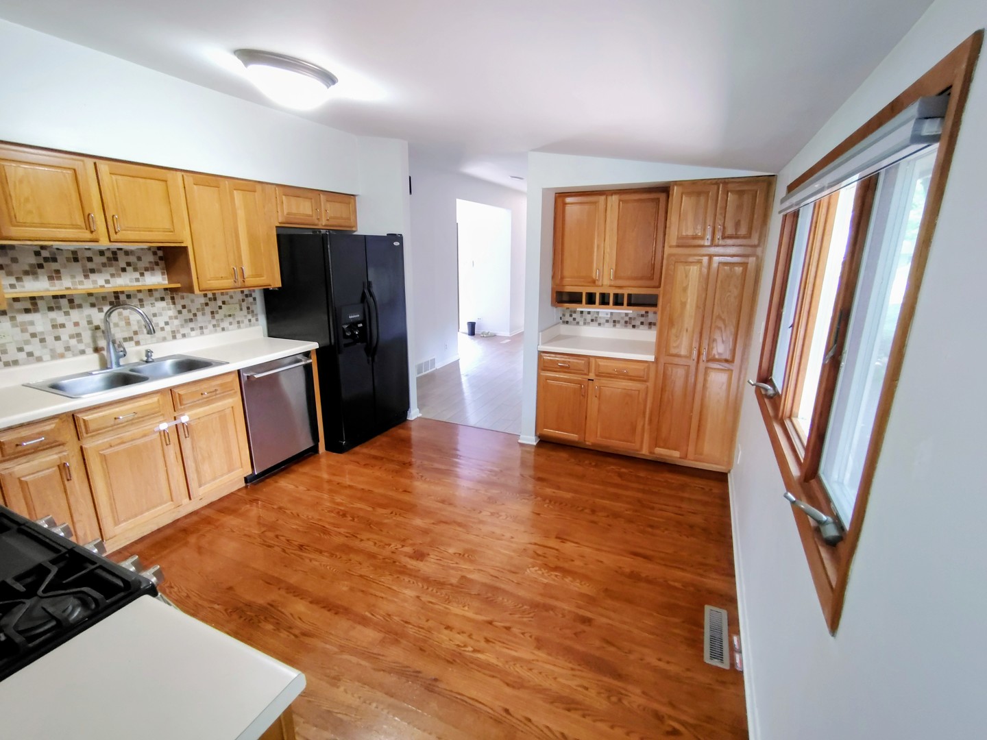 3rd image of 20793 N Florence Ave, Prairie View, IL 60069 | MLS# 12715635