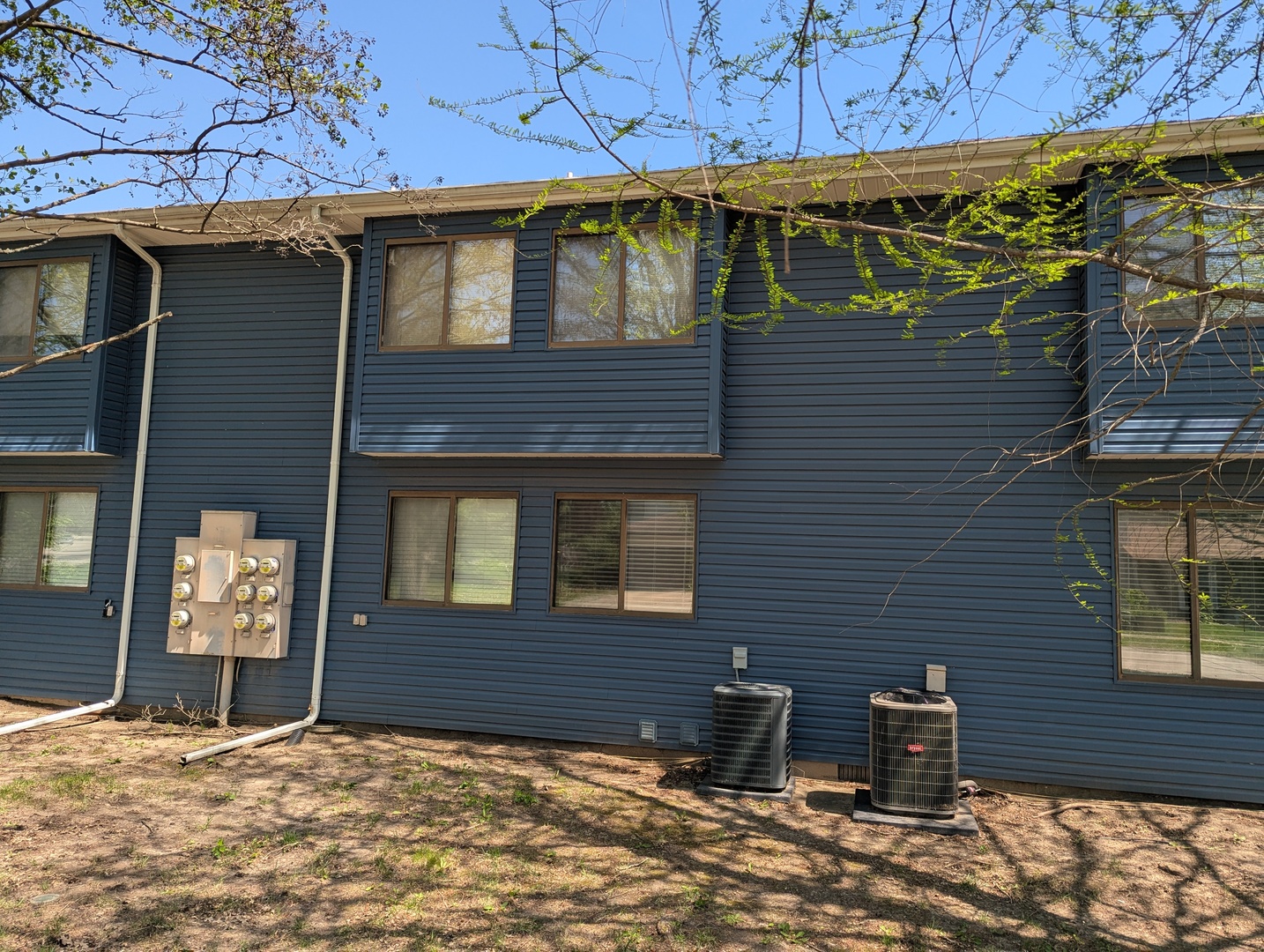 2nd image of 2575 Clayton Blvd #2575, Champaign, IL 61822 | MLS# 12715655