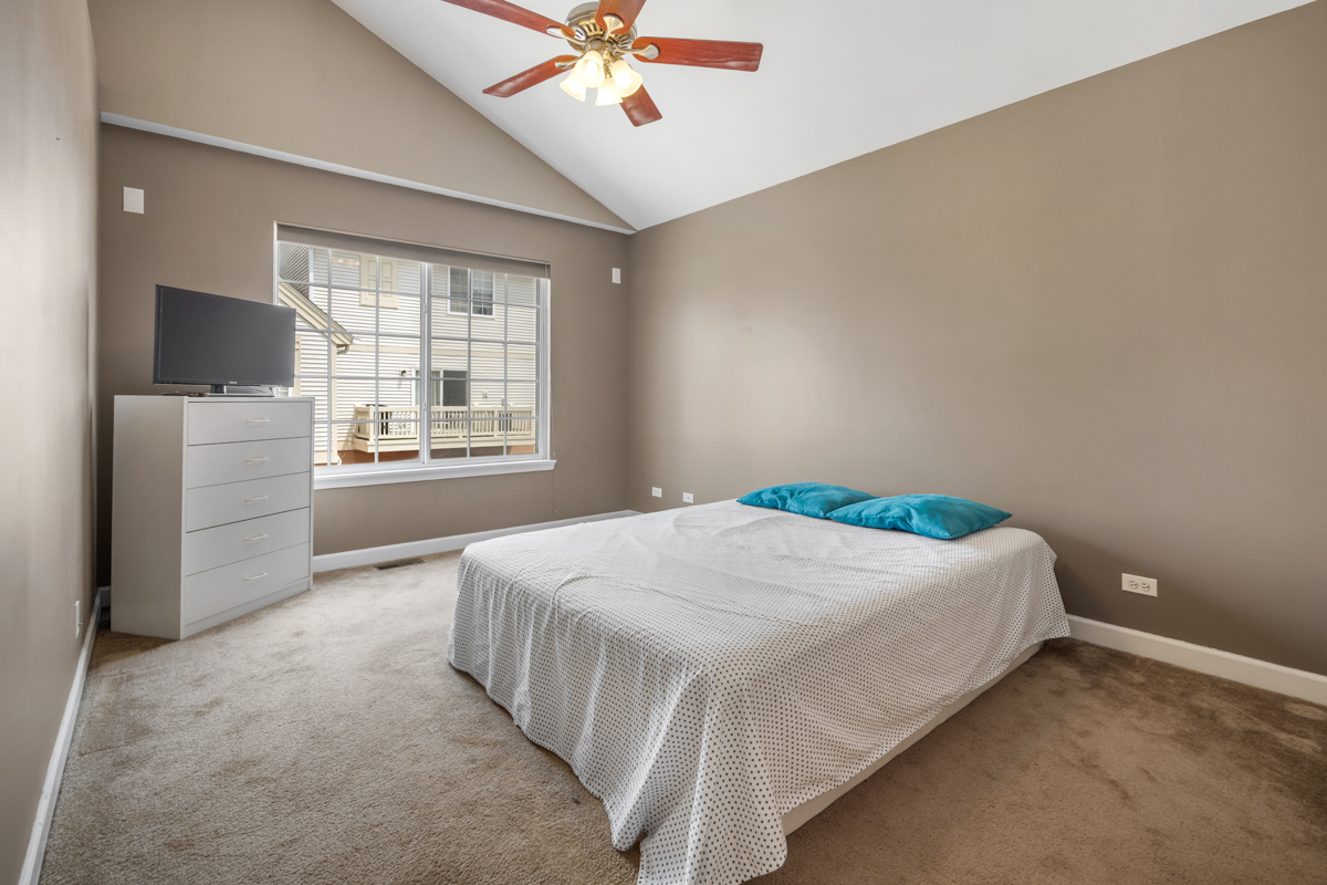 image of 919 Pheasant Trl, St. Charles, IL 60174 | MLS# 12715812