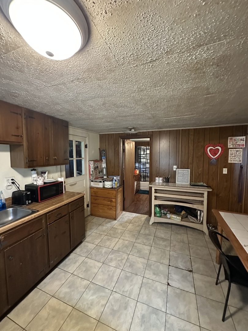 5th image of 715 N James St, Carbondale, IL 62901 | MLS# 12715821