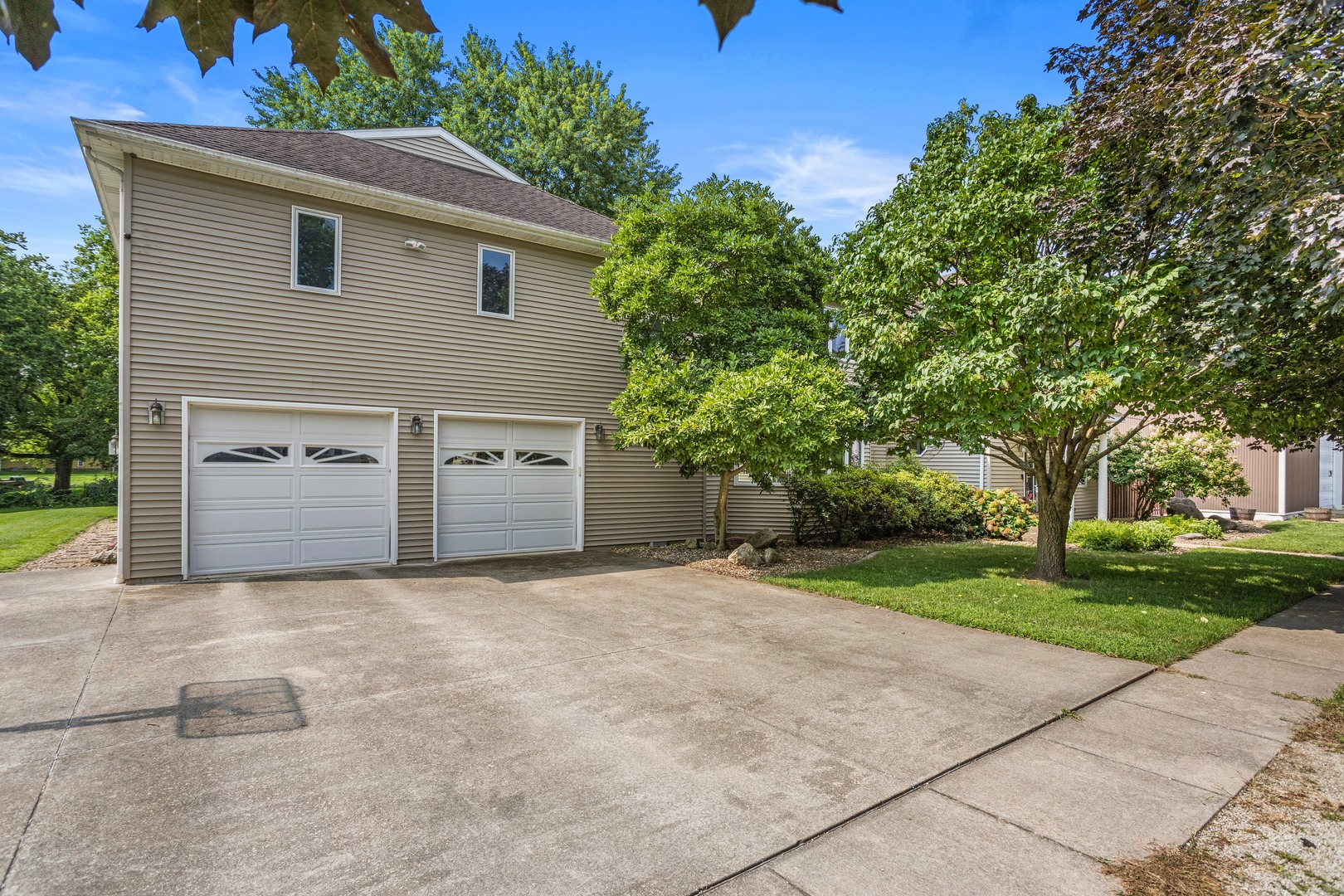 4th image of 305 W Sangamon St, Fisher, IL 61843 | MLS# 12715850