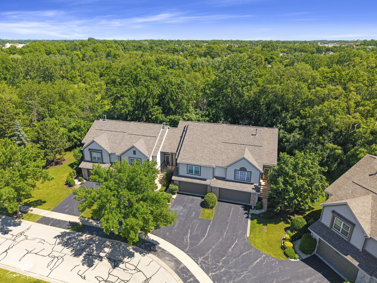 1st image of 2605 Oxford Ct, Darien, IL 60561 | MLS# 12715870
