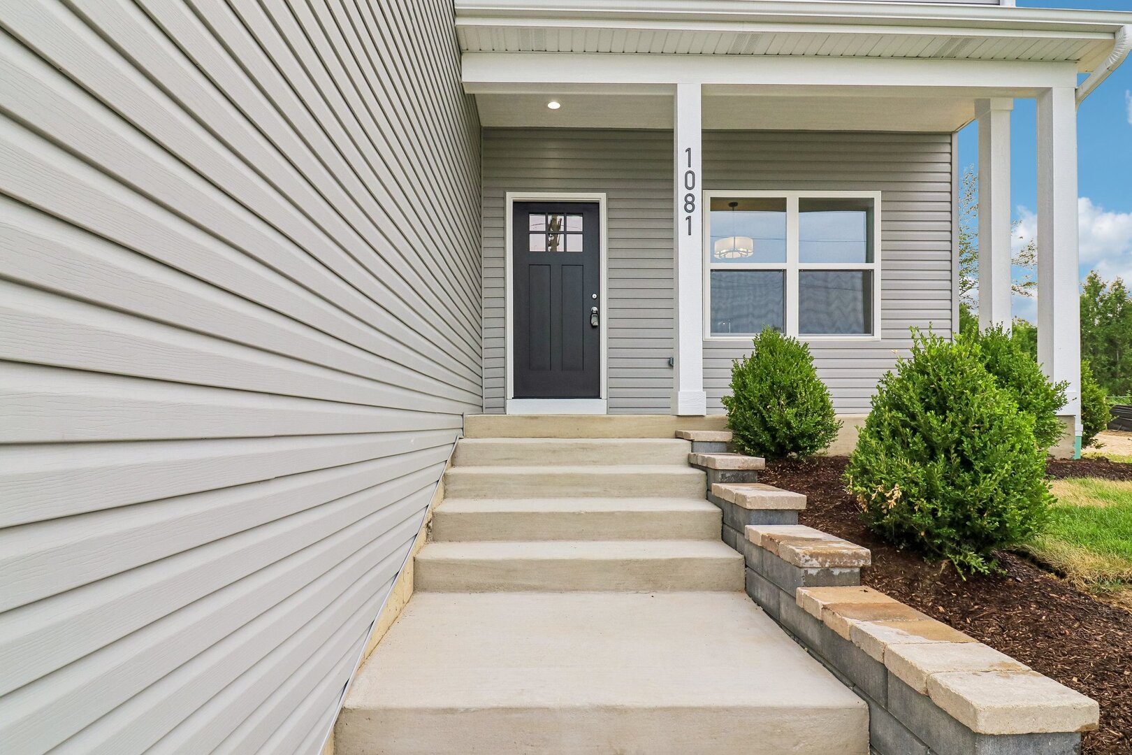4th image of 1081 Northwestern Ave, Gurnee, IL 60031 | MLS# 12715917