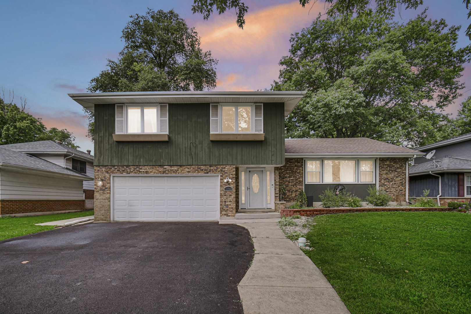 1st image of 17742 Larkspur Ln, Homewood, IL 60430 | MLS# 12715954