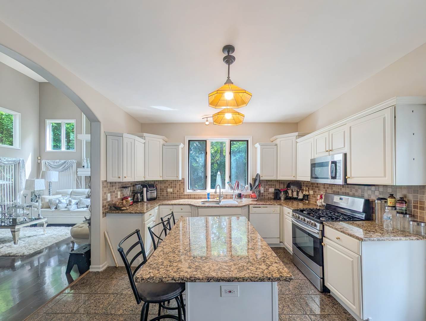 3rd image of 3811 River Rd, Hazel Crest, IL 60429 | MLS# 12715988
