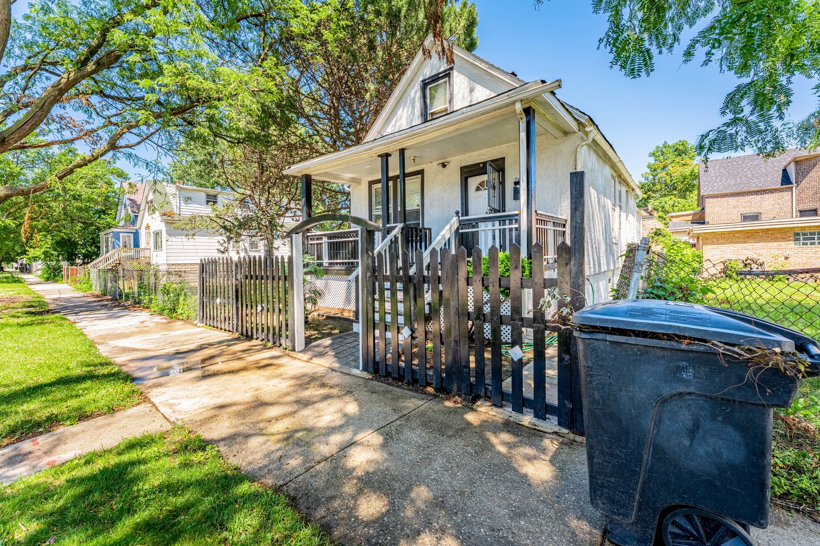 2nd image of 7553 S Saint Lawrence Ave, Chicago, IL 60619 | MLS# 12716012