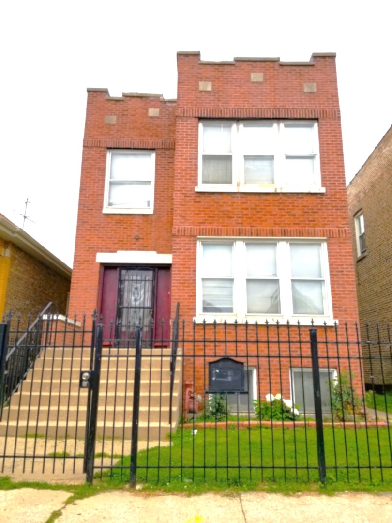 3rd image of 3028 W 53Rd Pl, Chicago, IL 60632 | MLS# 12716064