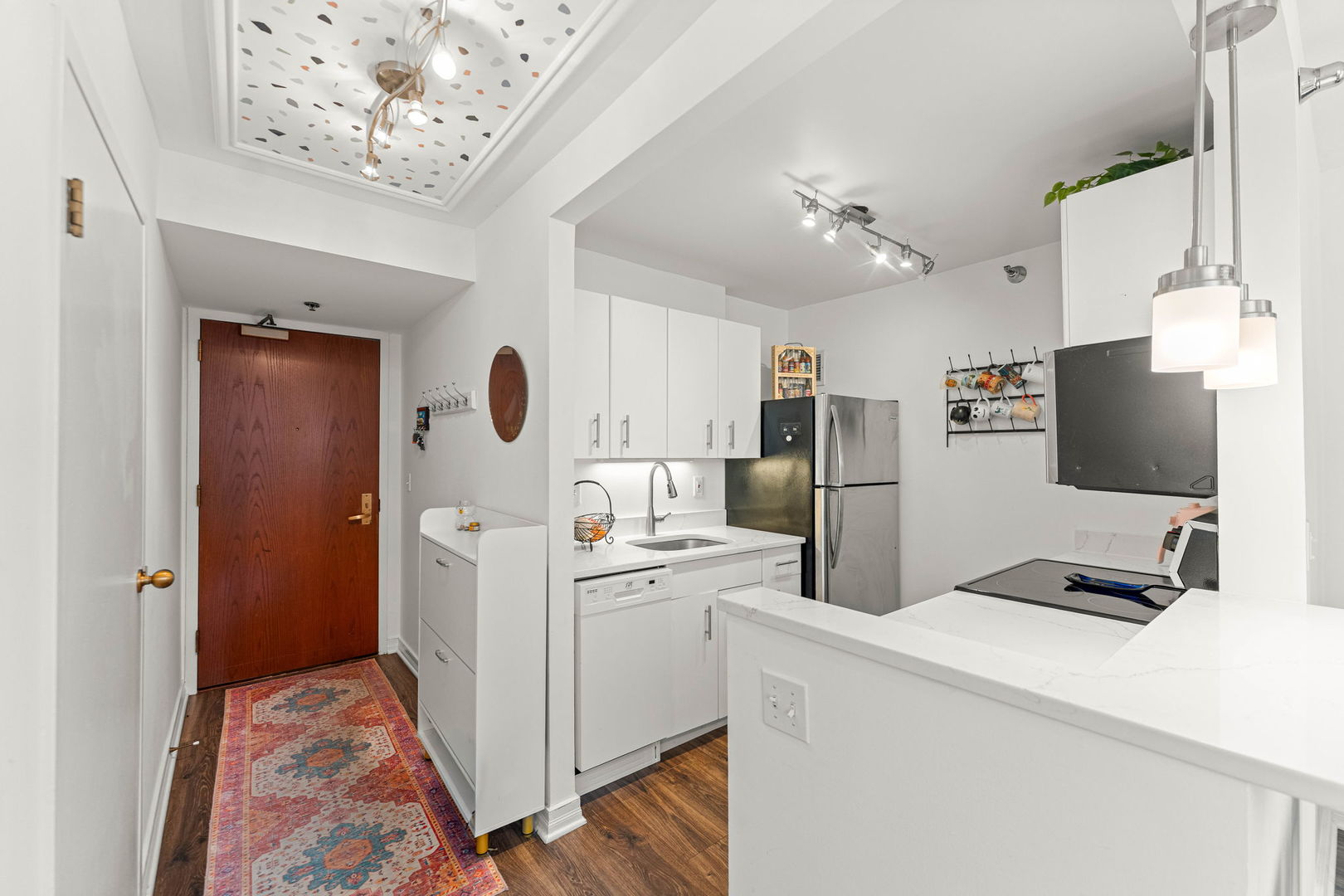 2nd image of 401 E Ontario St #806, Chicago, IL 60611 | MLS# 12716145