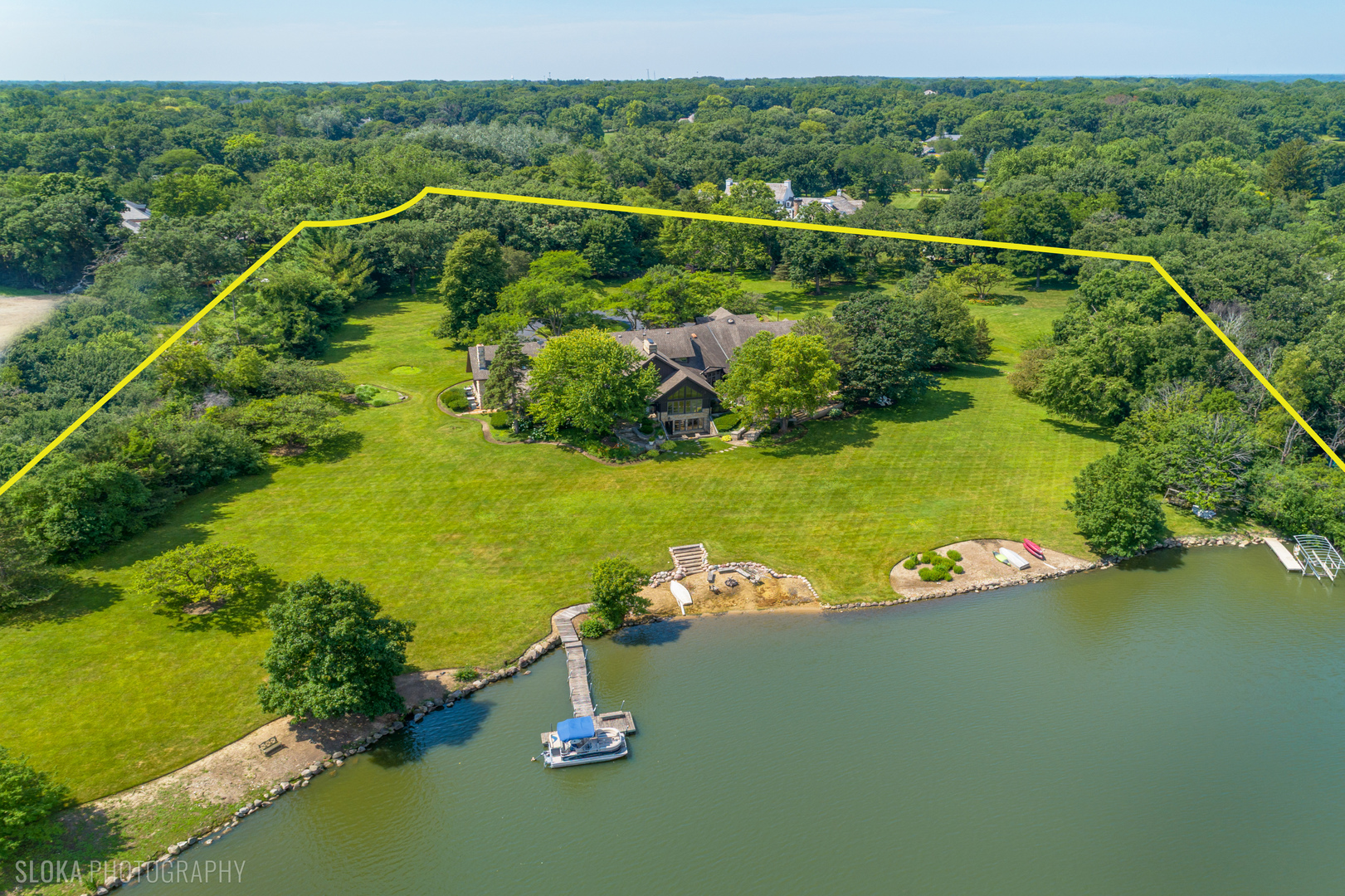 4th image of 82 Hawley Woods Rd, Barrington Hills, IL 60010 | MLS# 12716227