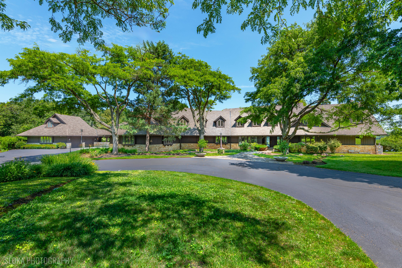 2nd image of 82 Hawley Woods Rd, Barrington Hills, IL 60010 | MLS# 12716227