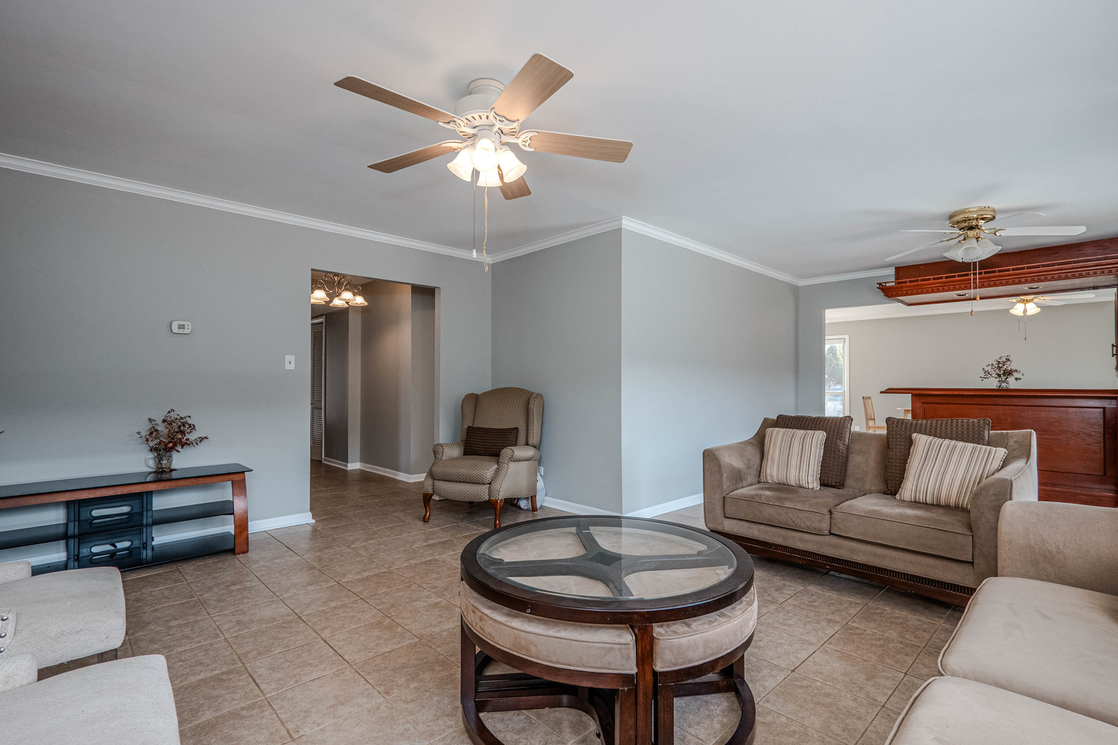 5th image of 2S164 Beaumont Ln, Lombard, IL 60148 | MLS# 12716254