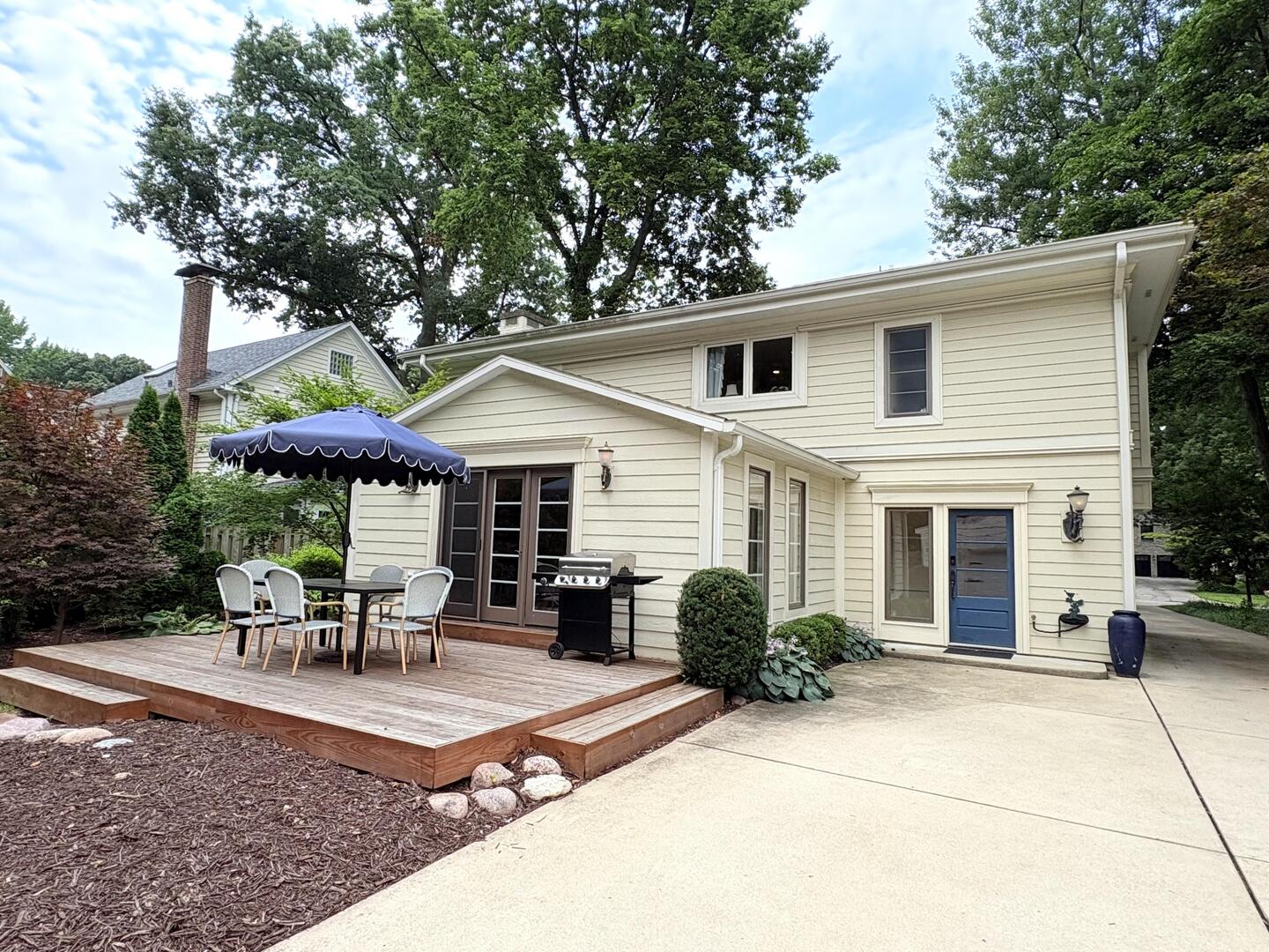 Homes for sale in Springfield, IL | 2006 S Wiggins Ave, Springfield, IL 62704 | MLS# 12716305