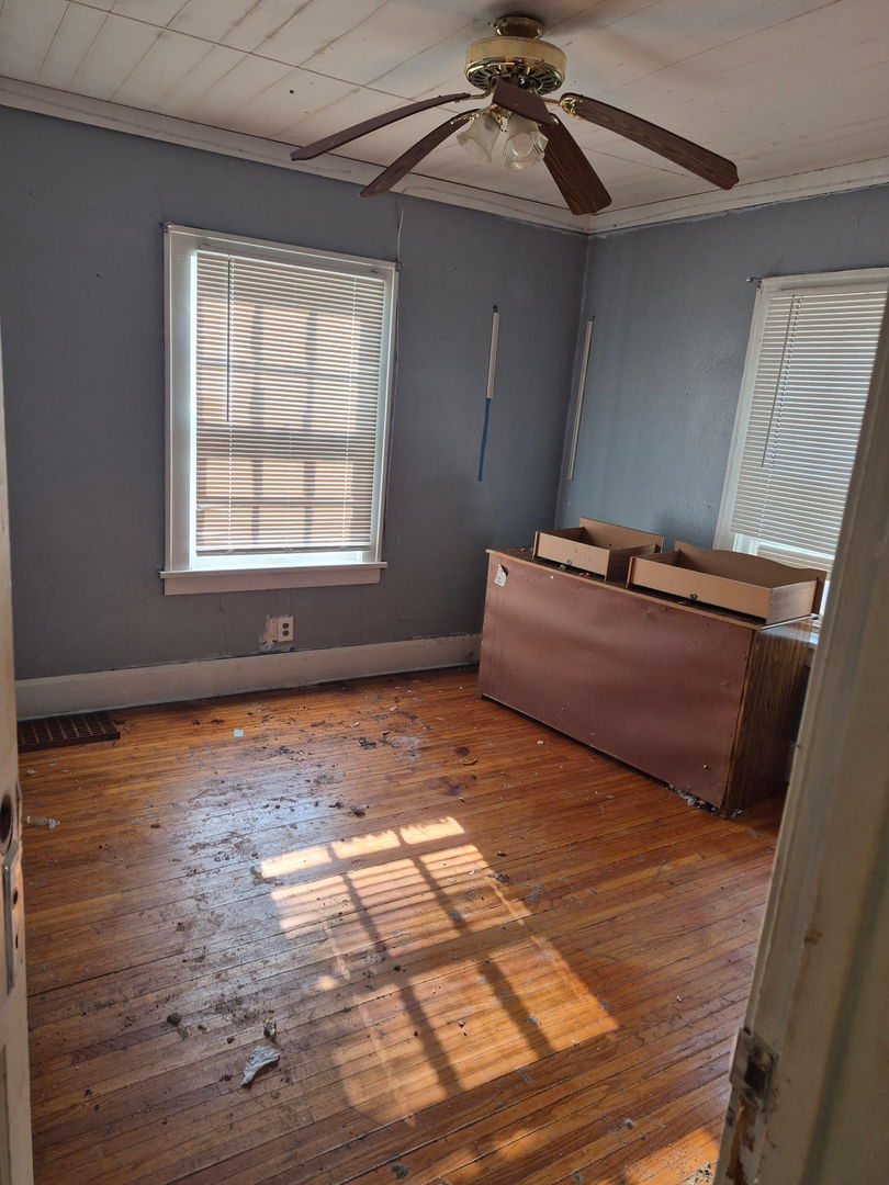 4th image of 1512 Burton St, Rockford, IL 61103 | MLS# 12716358