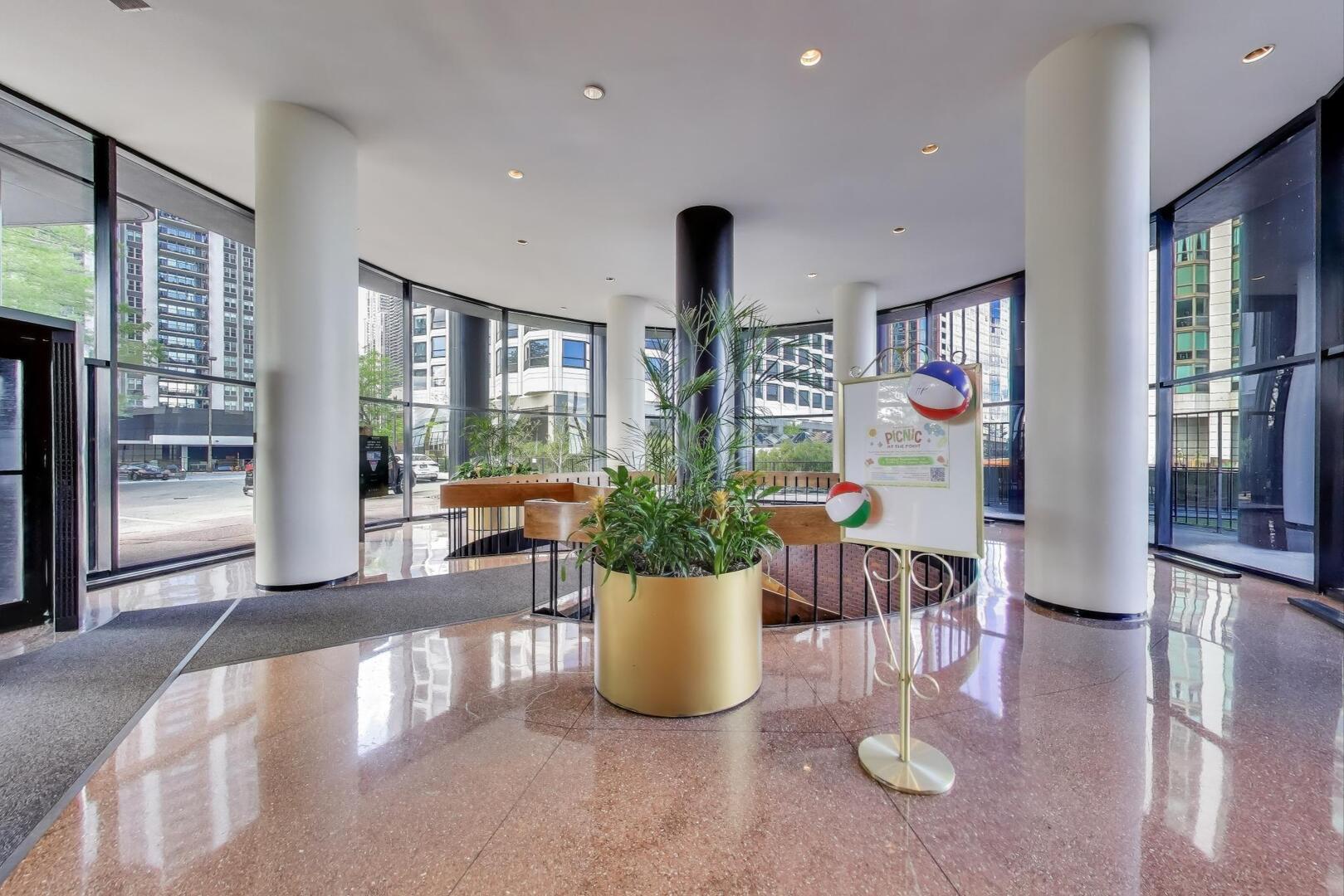 4th image of 155 N Harbor Dr, Chicago, IL 60601