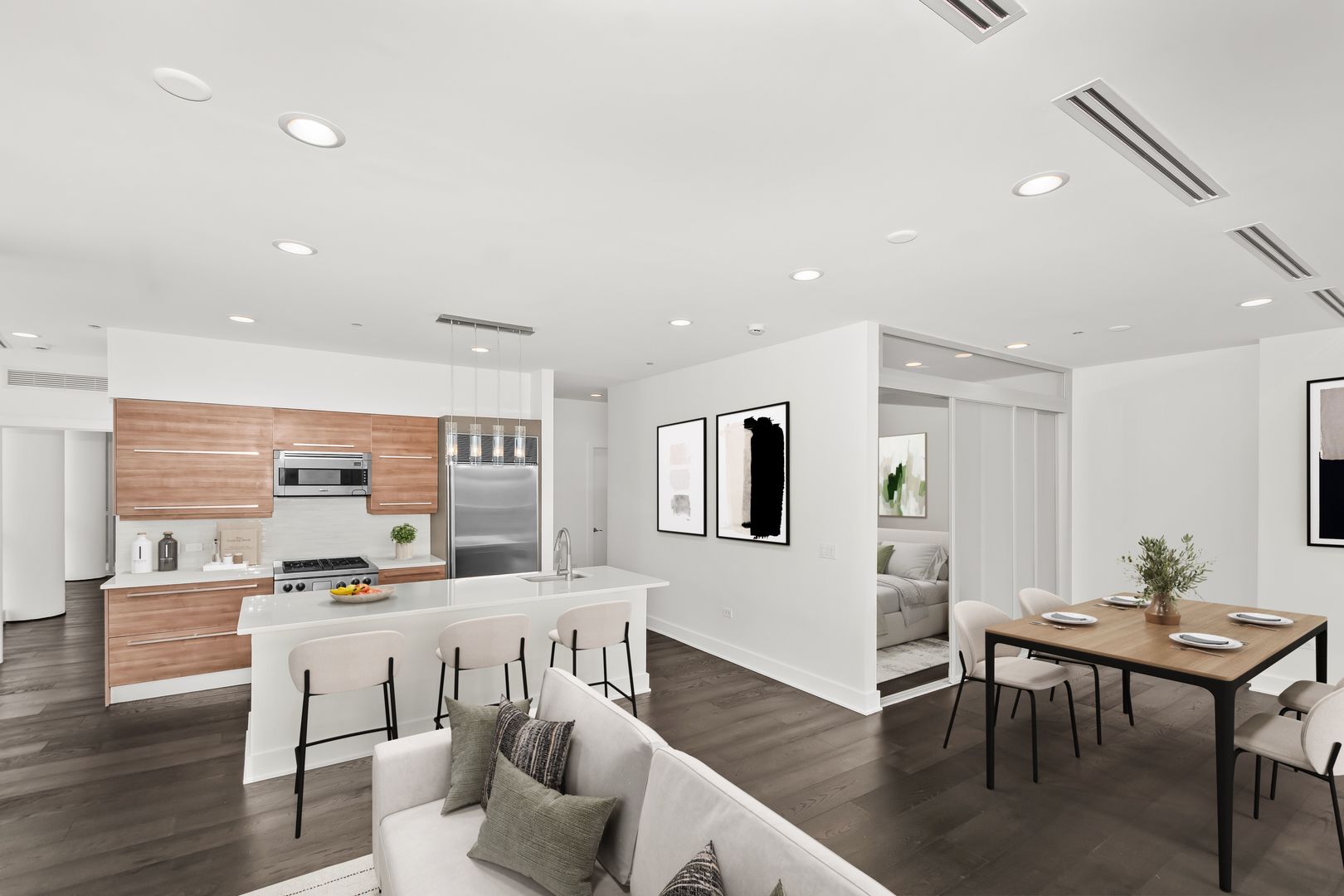 2nd image of 110 W Superior St #1602, Chicago, IL 60654 | MLS# 12716543