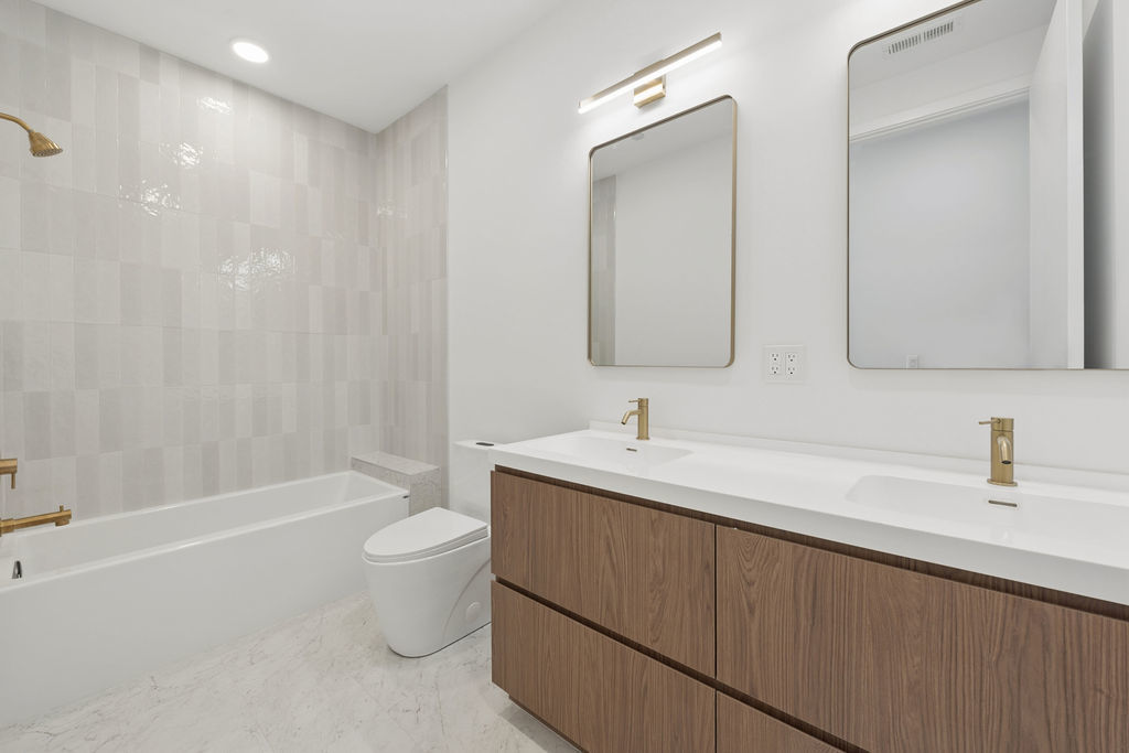 19th image of 2072 N Western Ave #303, Chicago, IL 60647 | MLS# 12716618