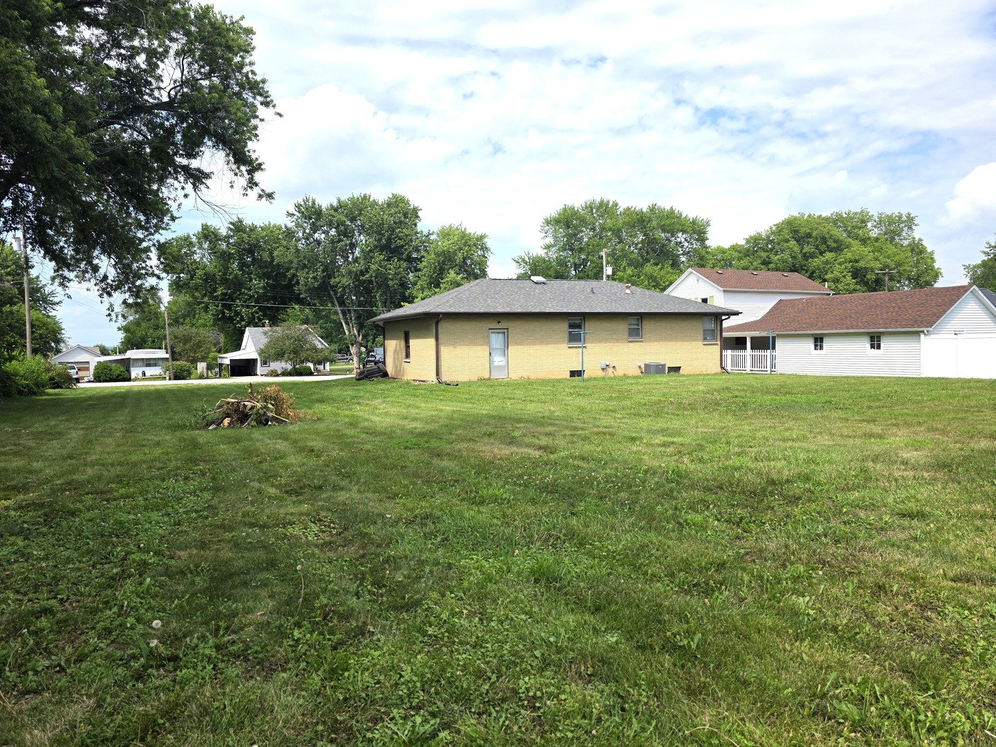16th image of 309 W Main St, Atkinson, IL 61235 | MLS# 12716620