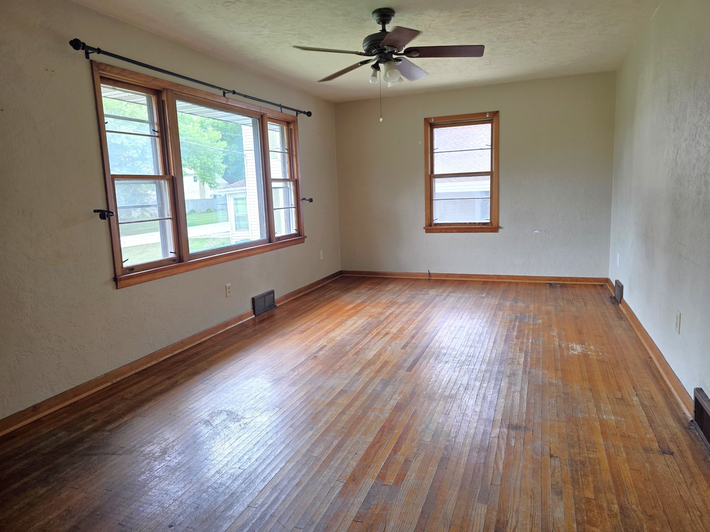 3rd image of 309 W Main St, Atkinson, IL 61235 | MLS# 12716620