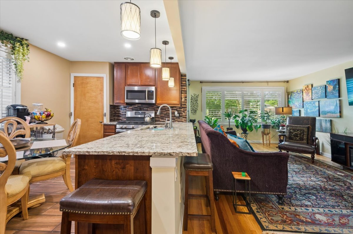 4th image of 1914 Warren St, Evanston, IL 60202 | MLS# 12716686