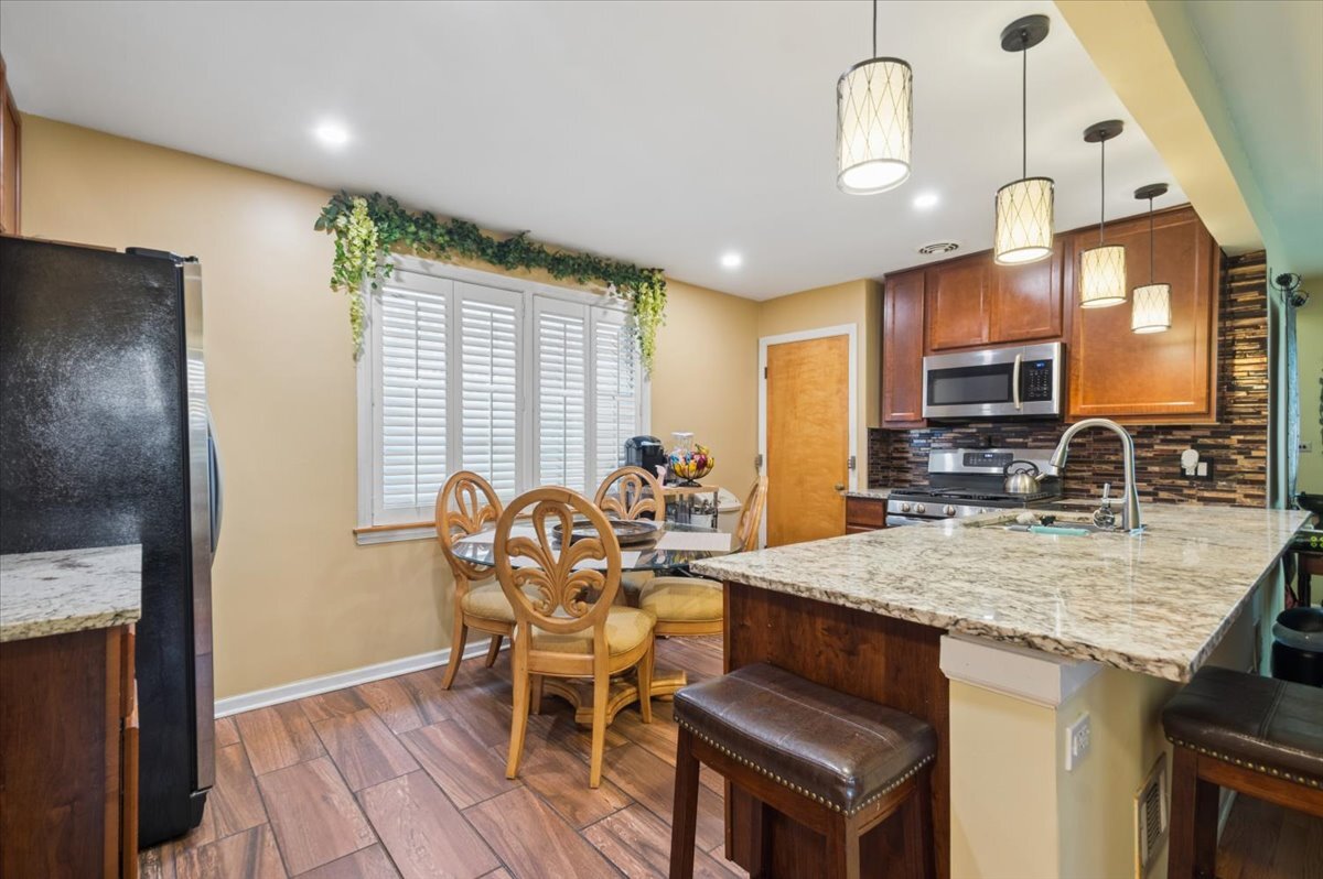 5th image of 1914 Warren St, Evanston, IL 60202 | MLS# 12716686