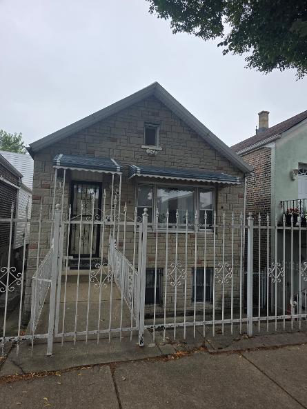 1st image of 3341 S Hamilton Ave, Chicago, IL 60608 | MLS# 12716695