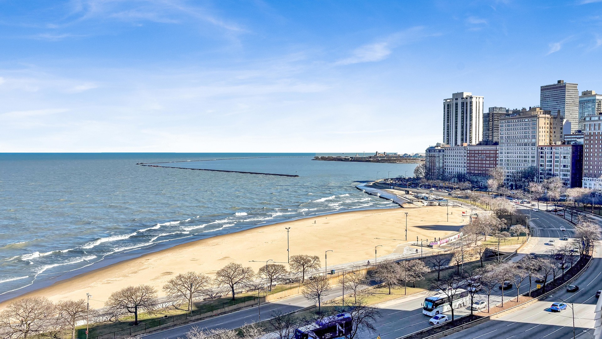 2nd image of 1150 N Lake Shore Dr, Chicago, IL 60611