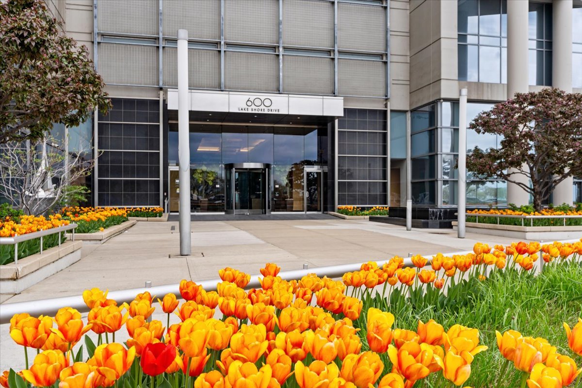 2nd image of 600 N Lake Shore Dr #1212, Chicago, IL 60611 | MLS# 12716727