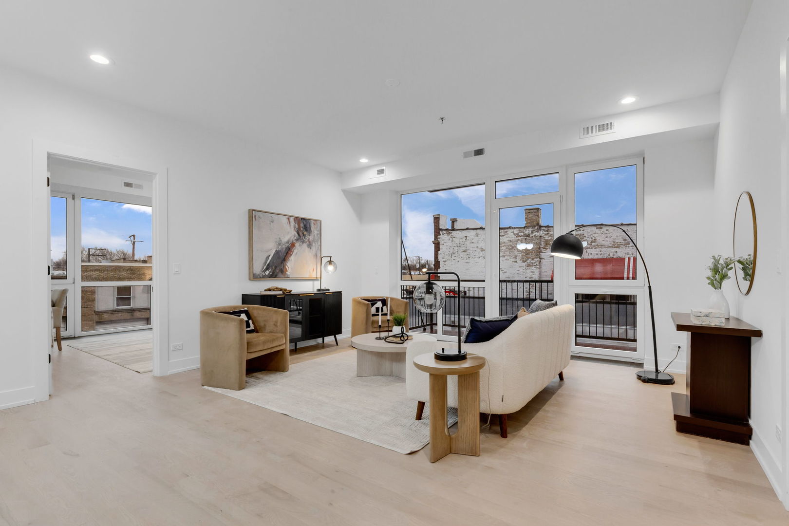 3rd image of 3204 N Kostner Ave #304, Chicago, IL 60641 | MLS# 12716791