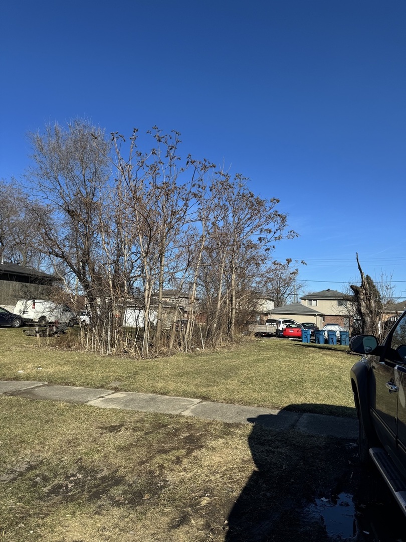 4th image of 14423 Davis Ave, Blue Island, IL 60406 | MLS# 12716816