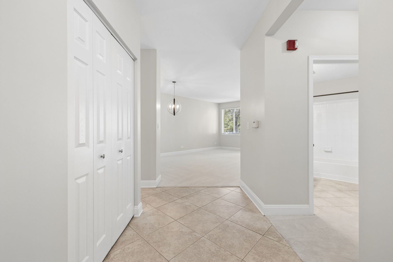 5th image of 2147 Fulham Dr, Naperville, IL 60564