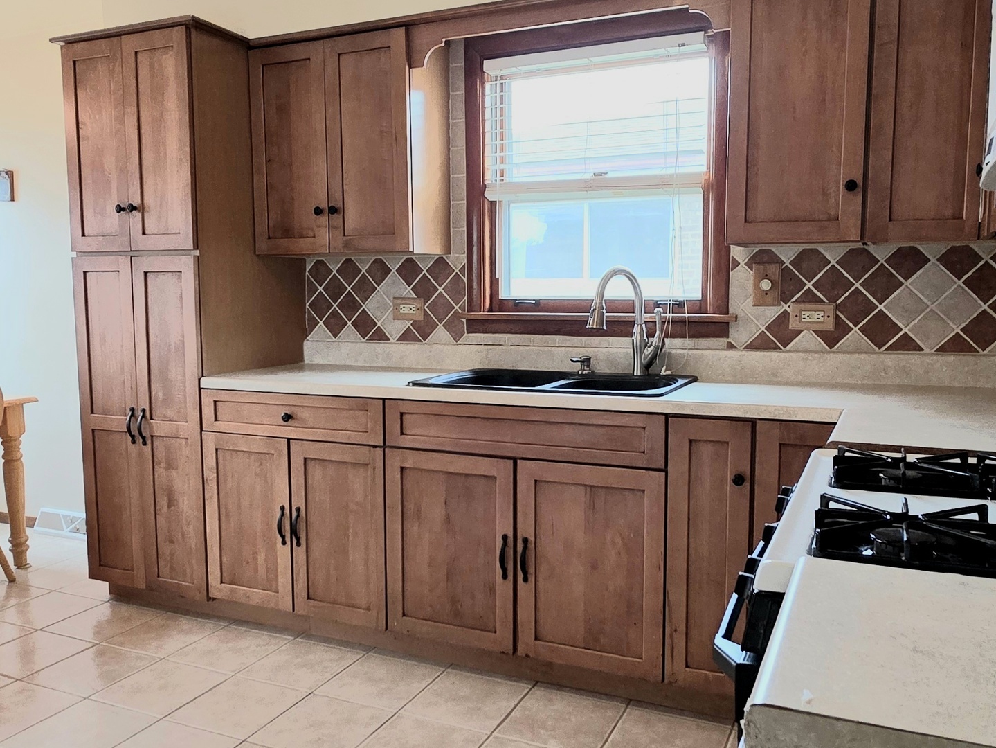 3rd image of 589 Buffalo Ave, Calumet City, IL 60409 | MLS# 12716839
