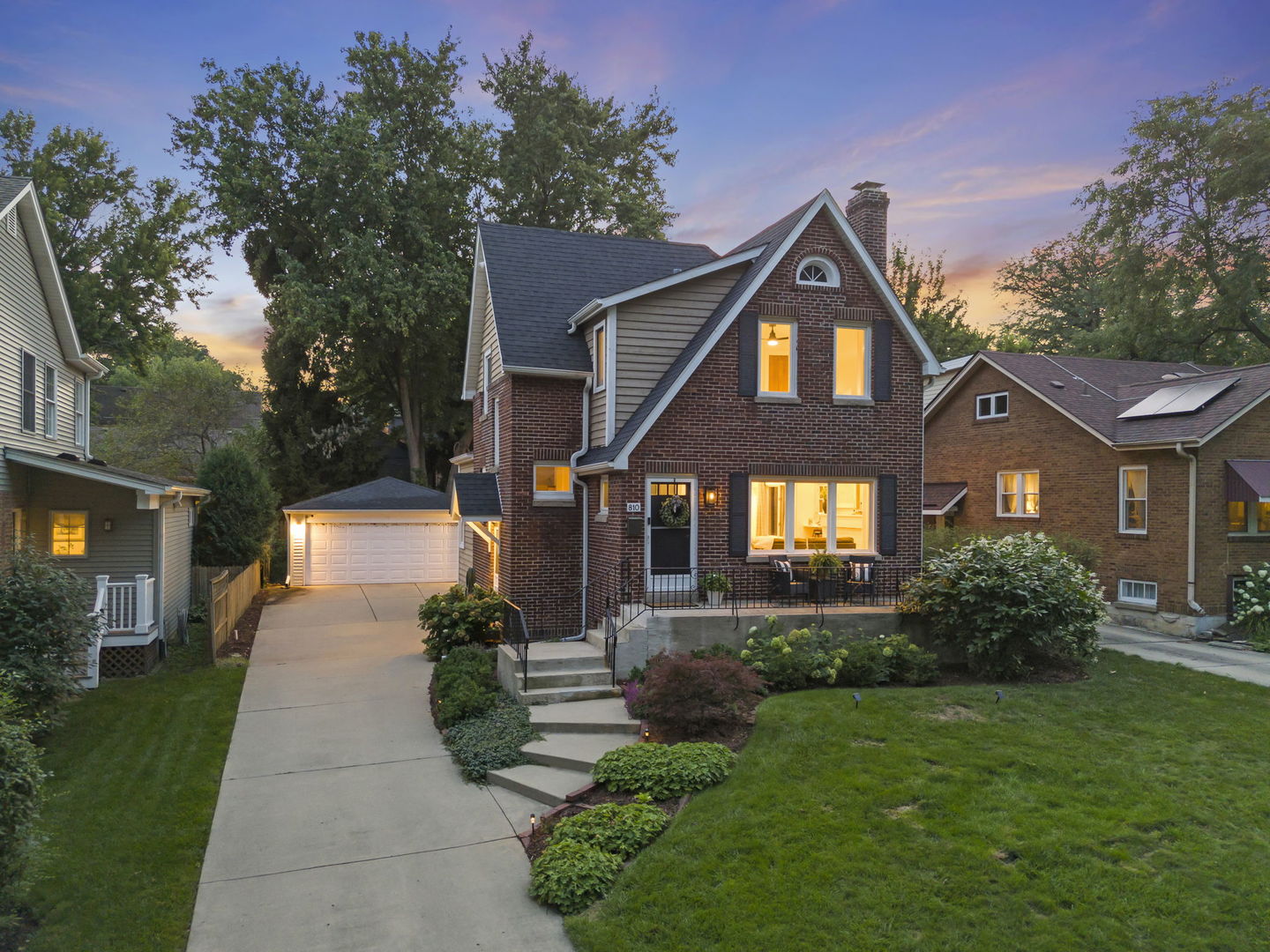 2nd image of 810 N Summit St, Wheaton, IL 60187 | MLS# 12716852