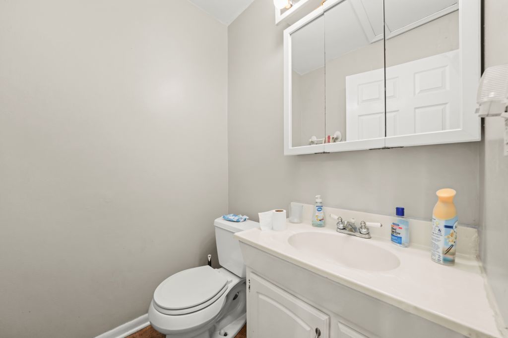 4th image of 304 Sutherland Ln, Bloomingdale, IL 60108 | MLS# 12716865