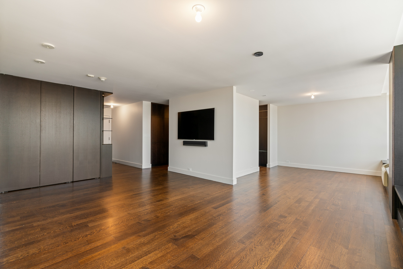 3rd image of 50 E Bellevue Pl #2601, Chicago, IL 60611 | MLS# 12716948