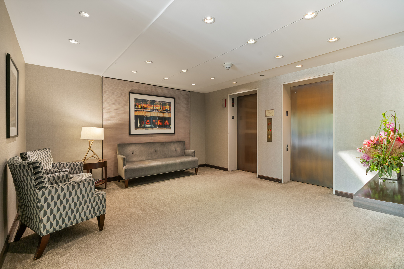 2nd image of 50 E Bellevue Pl, Chicago, IL 60611