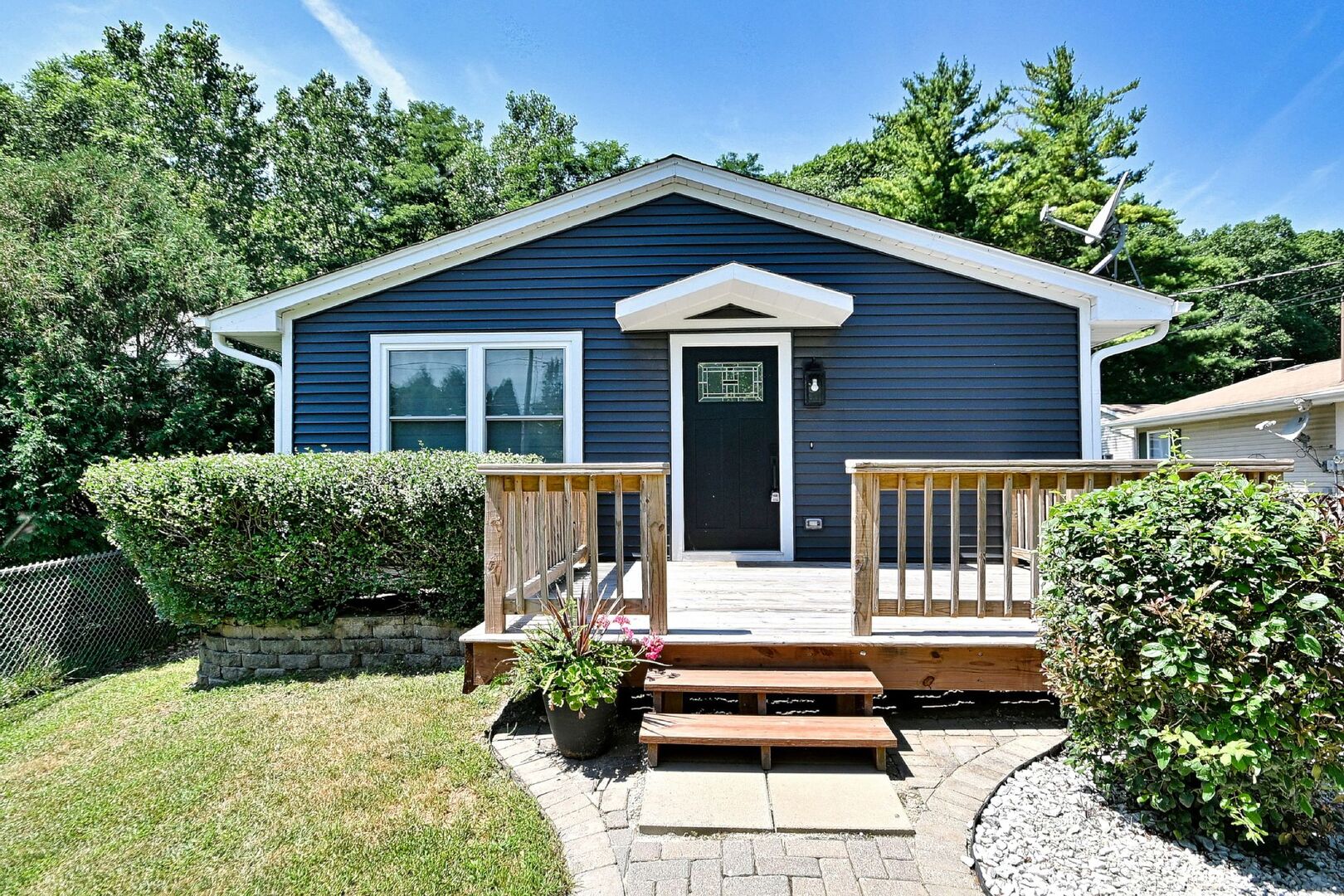 1st image of 42 S Hickory Ave, Fox Lake, IL 60020 | MLS# 12716982