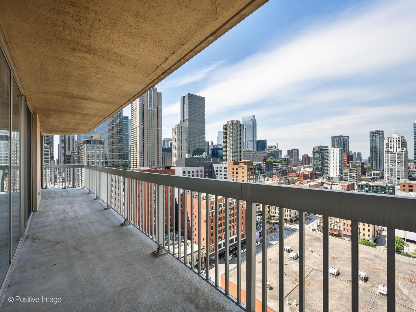 4th image of 545 N Dearborn St #W1911, Chicago, IL 60654 | MLS# 12716992