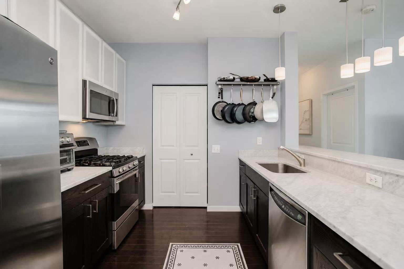5th image of 757 N Orleans St #1912, Chicago, IL 60654 | MLS# 12717001