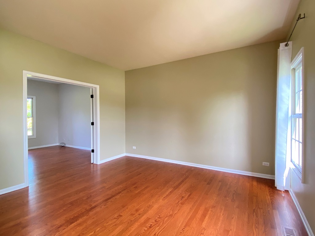 5th image of 720 Kendridge Ct, Aurora, IL 60502 | MLS# 12717040