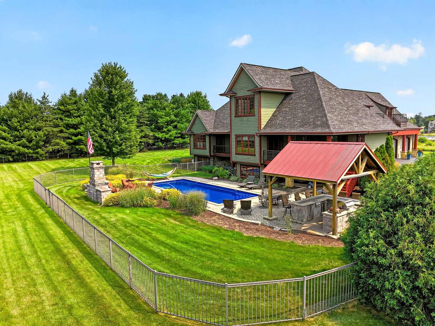 2nd image of 6871 Montague Rd, Rockford, IL 61102 | MLS# 12717101