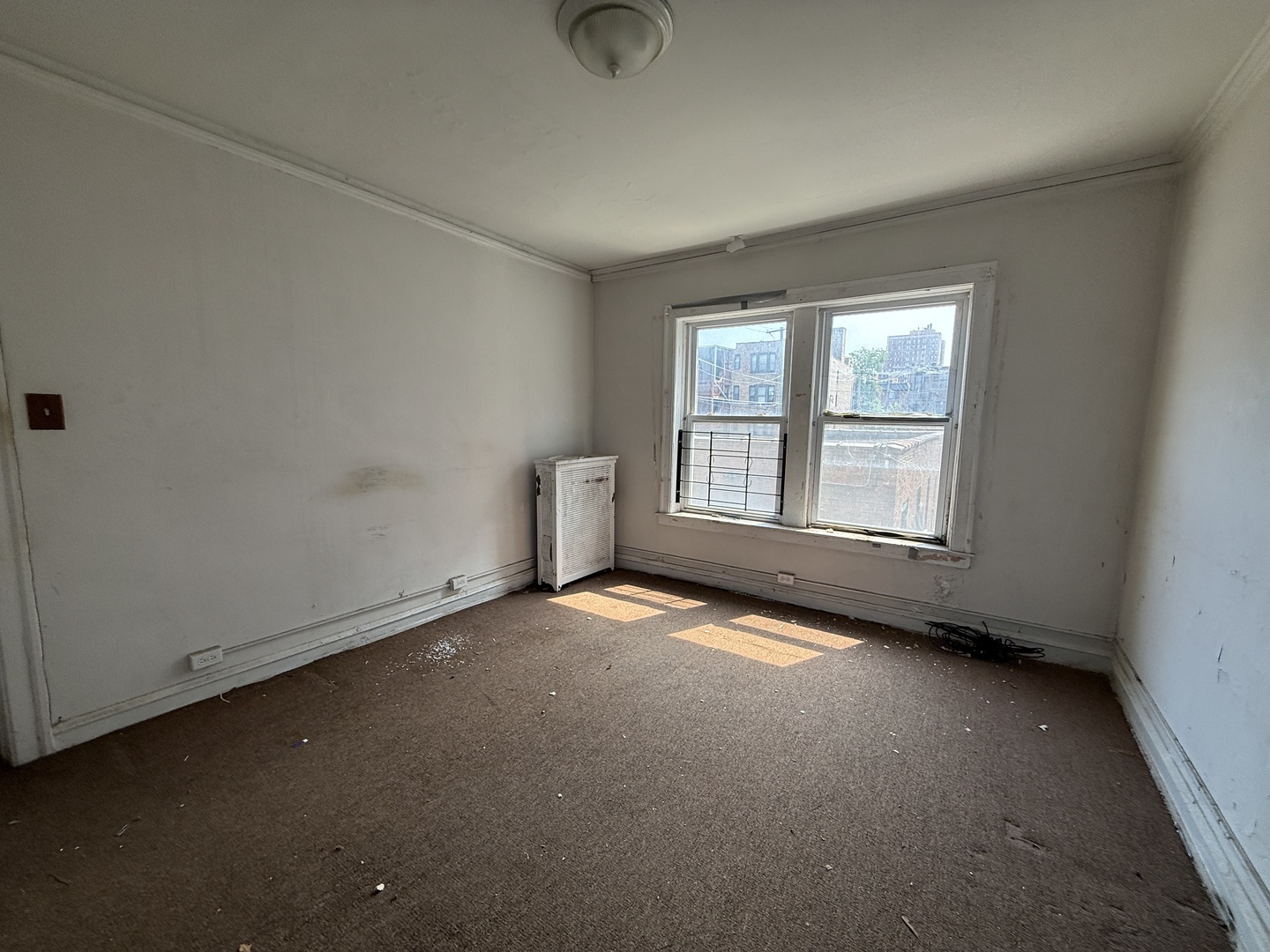 10th image of 7015 S Paxton Ave #101, Chicago, IL 60649 | MLS# 12717118