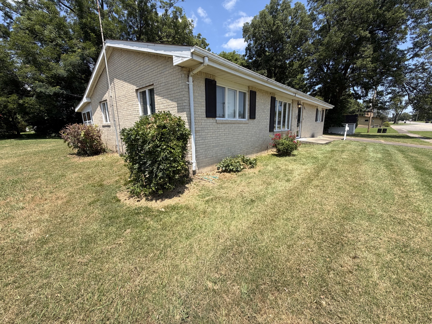 2nd image of 501 Broadway St, Metropolis, IL 62960 | MLS# 12717122